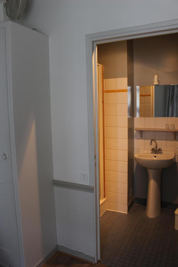 Les Mouettes Bed & Breakfast Saint-Suliac Exterior photo