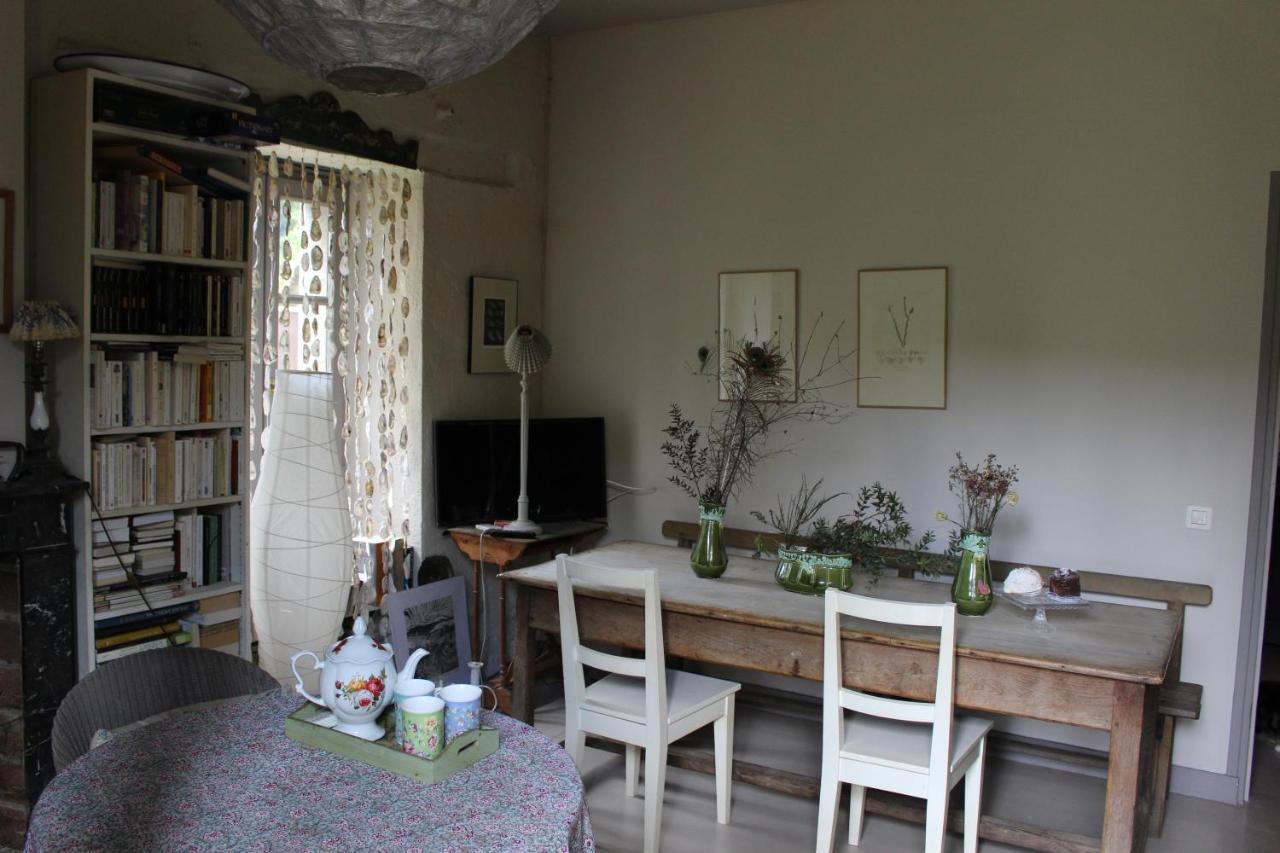 Les Mouettes Bed & Breakfast Saint-Suliac Exterior photo
