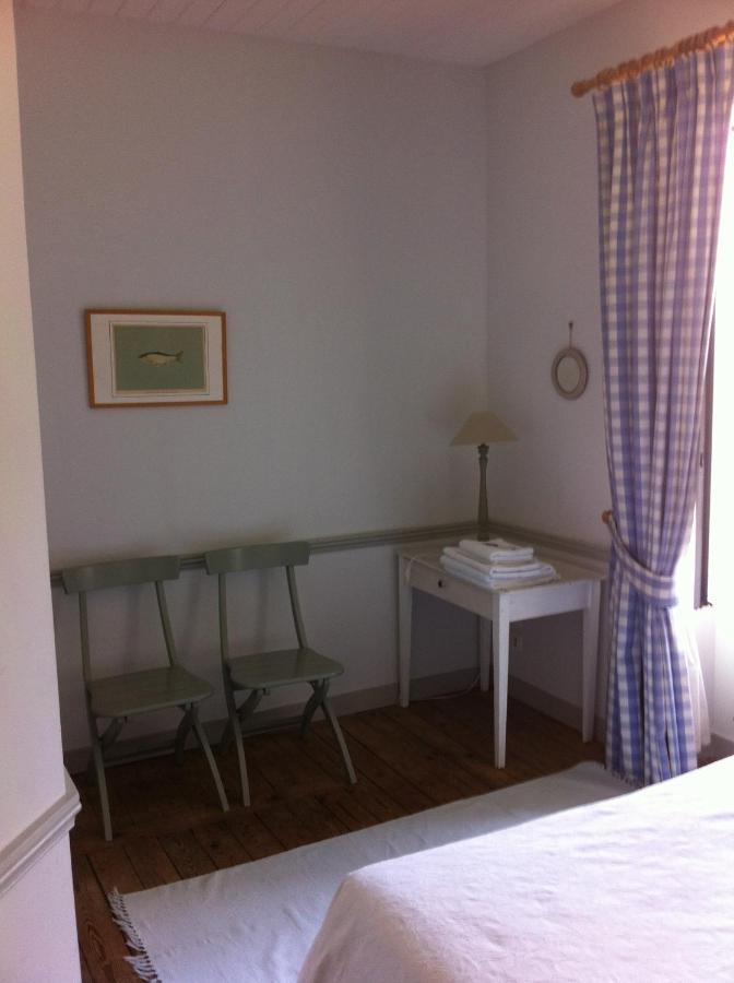 Les Mouettes Bed & Breakfast Saint-Suliac Exterior photo